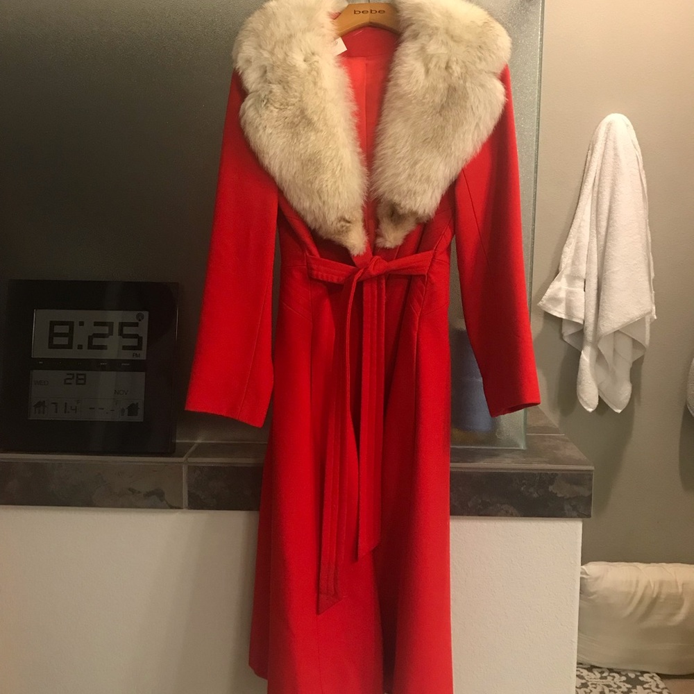 Vintage Coat with Fur Collar
